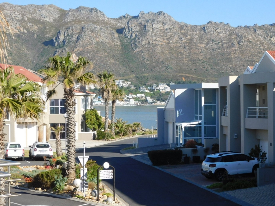 3 Bedroom Property for Sale in Harbour Island Western Cape